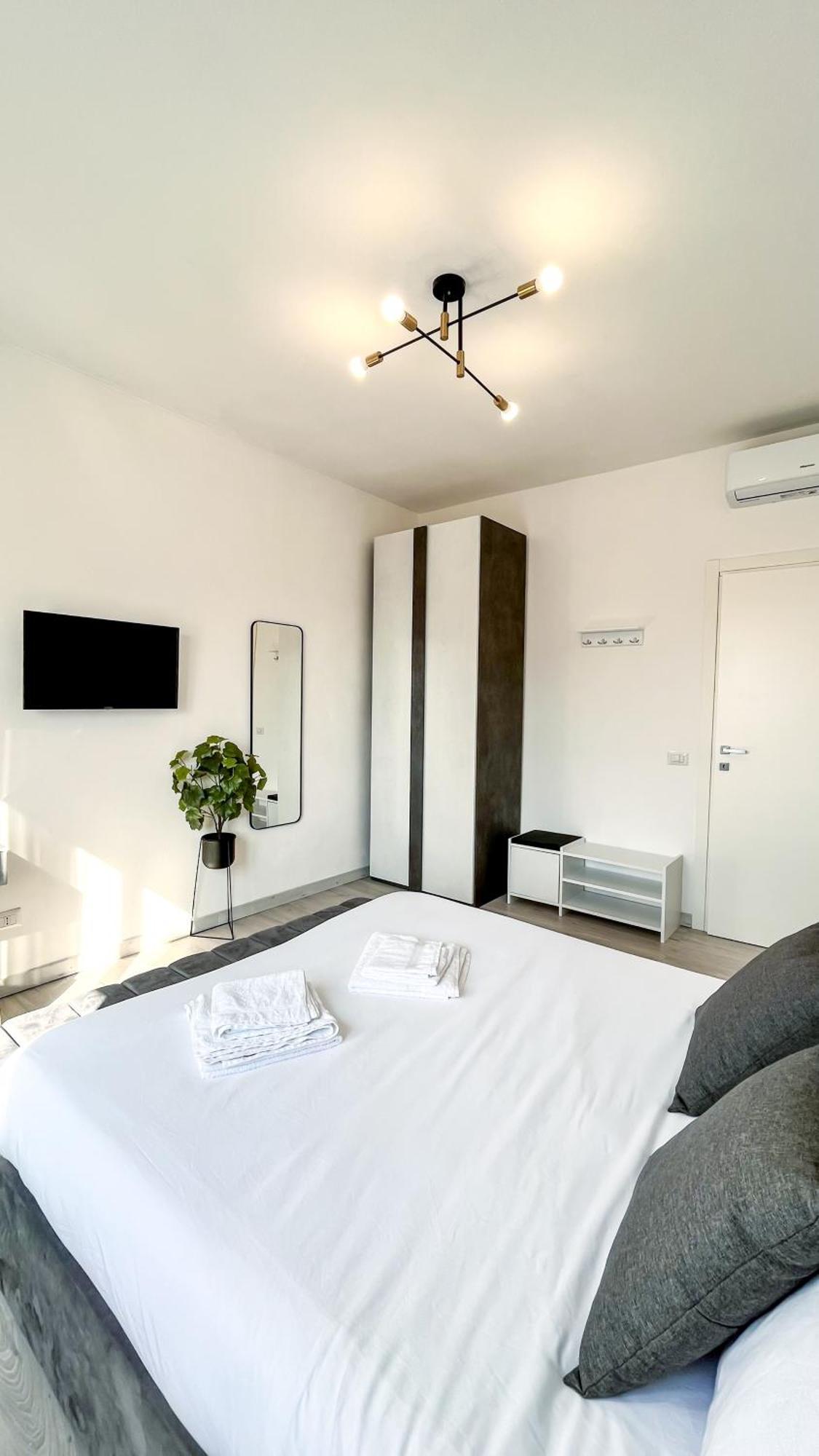 Dream & Relax Apartment San Donato Milanese Luaran gambar